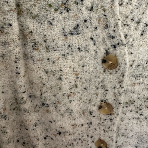 Everlane BLUE Confetti Sweater. Worn twice. Color sold out! Size Medium. - Picture 2 of 3